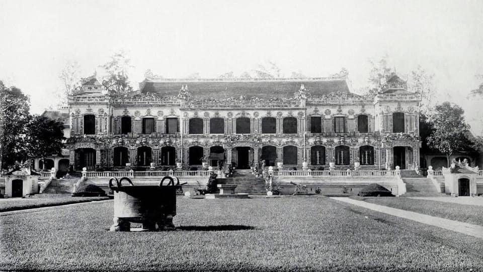 1930年の建忠宮殿
